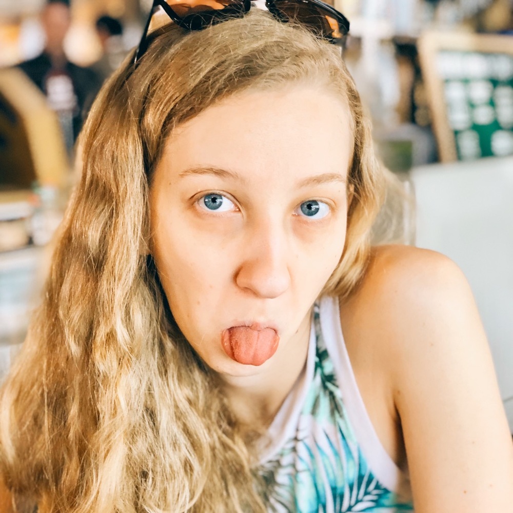 Meet your Posher, Ashley